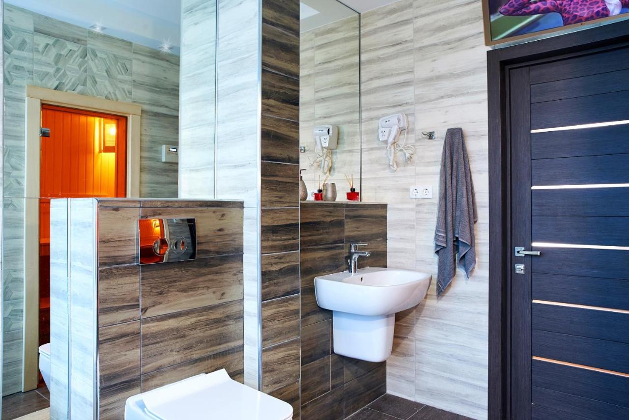 Sauna, Big Jacuzzi , Khreshchatyk Apartments كييف المظهر الخارجي الصورة